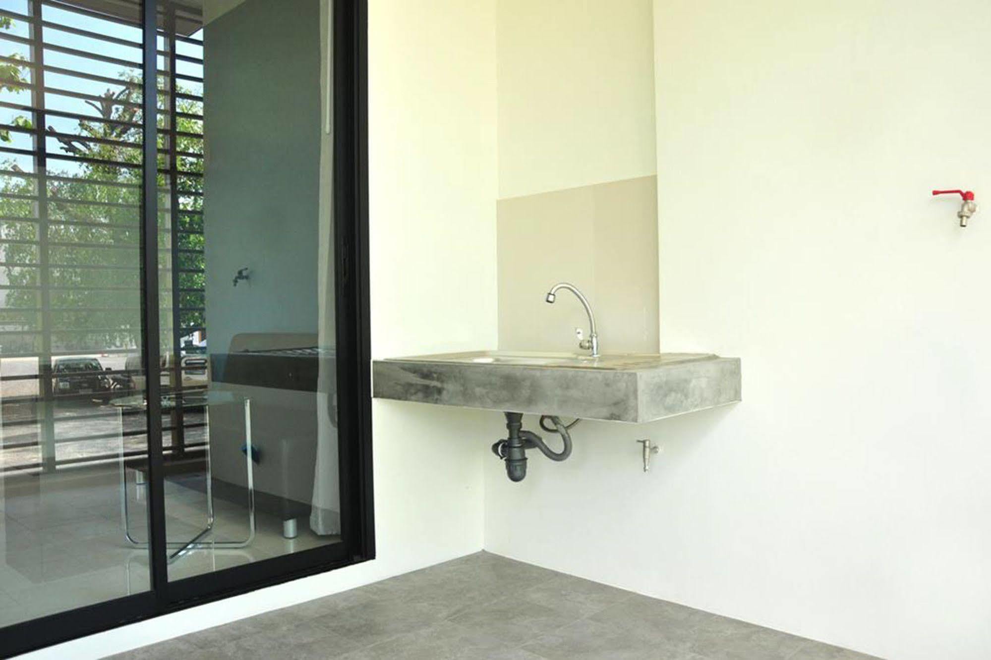 Dusit Naka Place Phuket Exterior foto